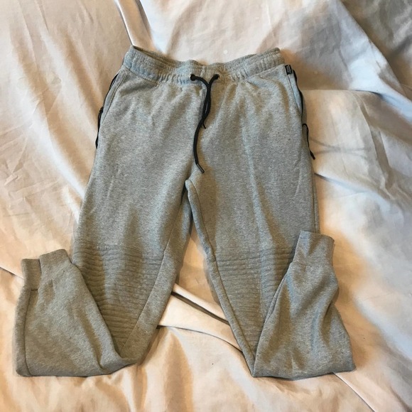 Beverly Hills Polo Club Cuffed Sweatpant - Picture 3 of 4